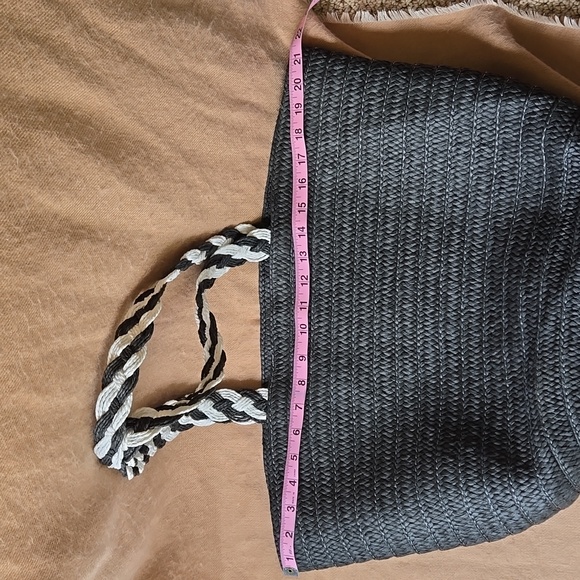 Rachel Zoe Beach Bag - Picture 9 of 12